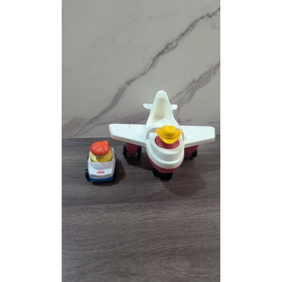 Fisher-Price Little People Vintage Airplane & Car Playset W/ Figures Fun Retro C - Picture 8 of 9